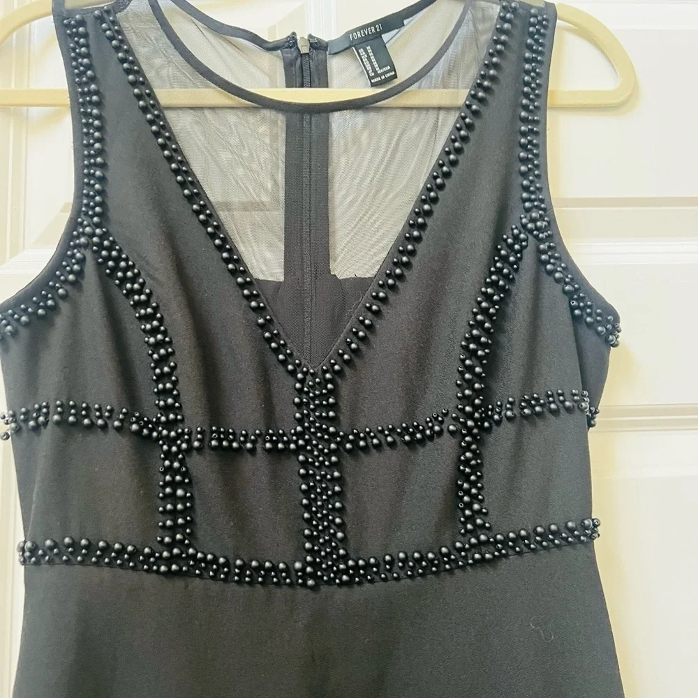 Elegant Forever21 medium Black Sleeveless Dress - Picture 5 of 6